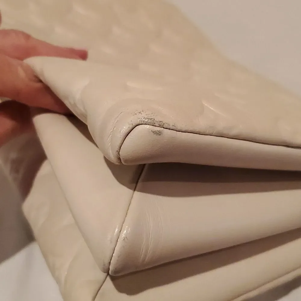 Authentic LOUIS VUITTON COUSSIN PM-Cream! - Picture 12 of 17
